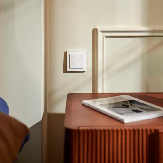 Light Switch H2 (4 Buttons, 2 Channels)