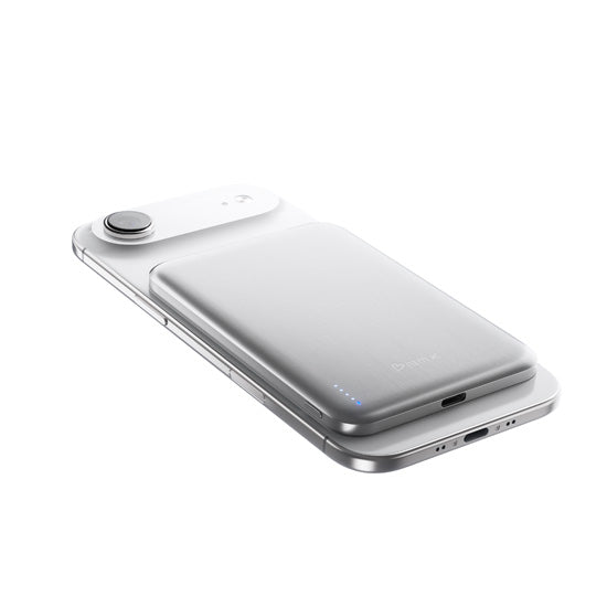SolidSafe™ Air Titanium 5000mAh Qi2 Wireless Magnetic Power Bank Silver