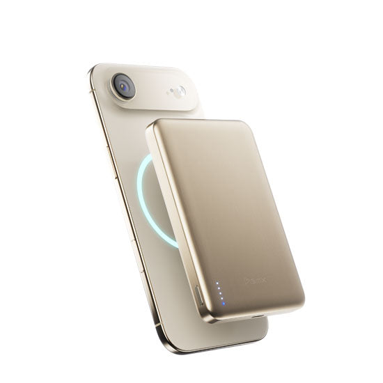 Magnetic Battery SolidSafe™ Air Titanium 10,000mAh Qi2.2 Gold