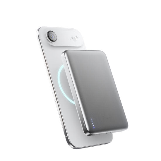 Magnetic Battery SolidSafe™ Air Titanium 10,000mAh Qi2.2 Silver