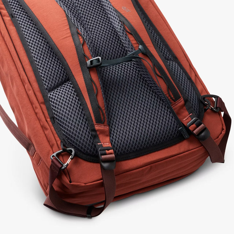 Lite Travel Backpack 30L Clay
