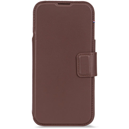 MagSafe detachable folio iPhone Air Chocolate Brown