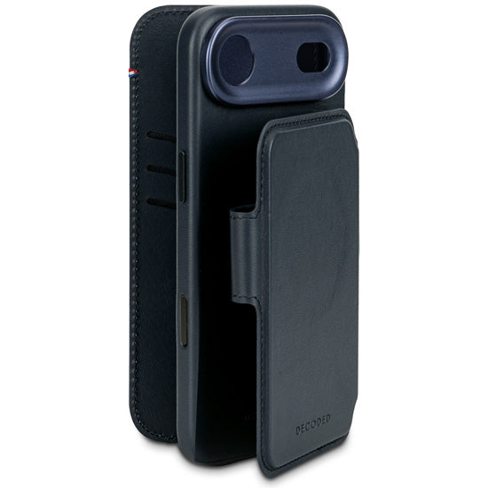 MagSafe detachable folio iPhone Air Navy Shadow