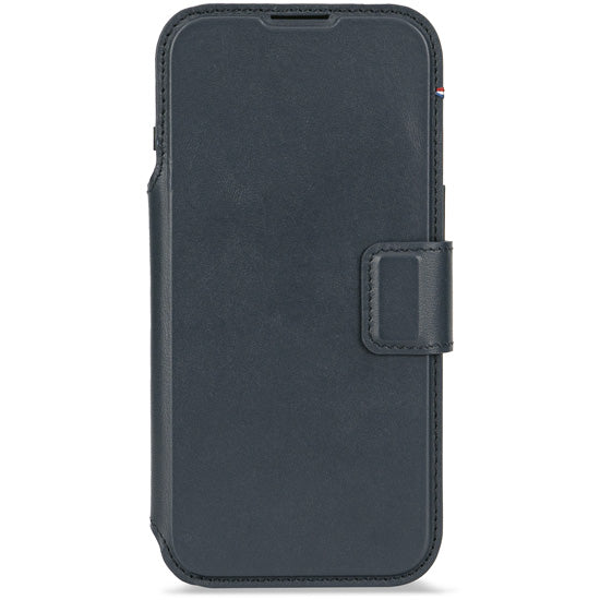 MagSafe detachable folio iPhone Air Navy Shadow