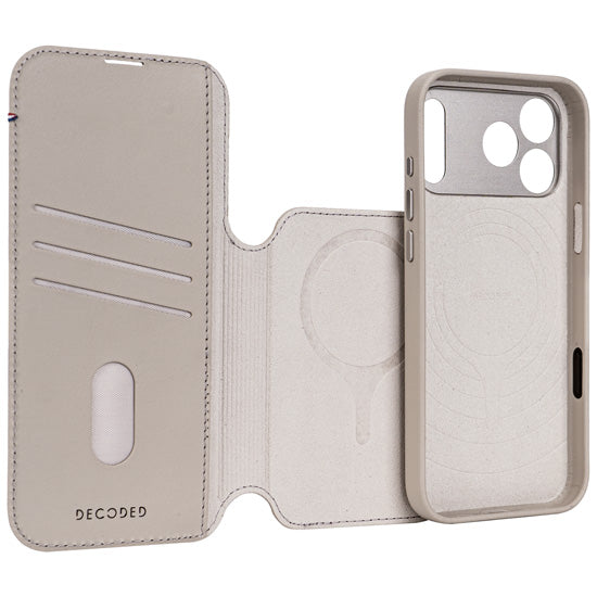 MagSafe detachable folio iPhone 17 Pro Solid Clay