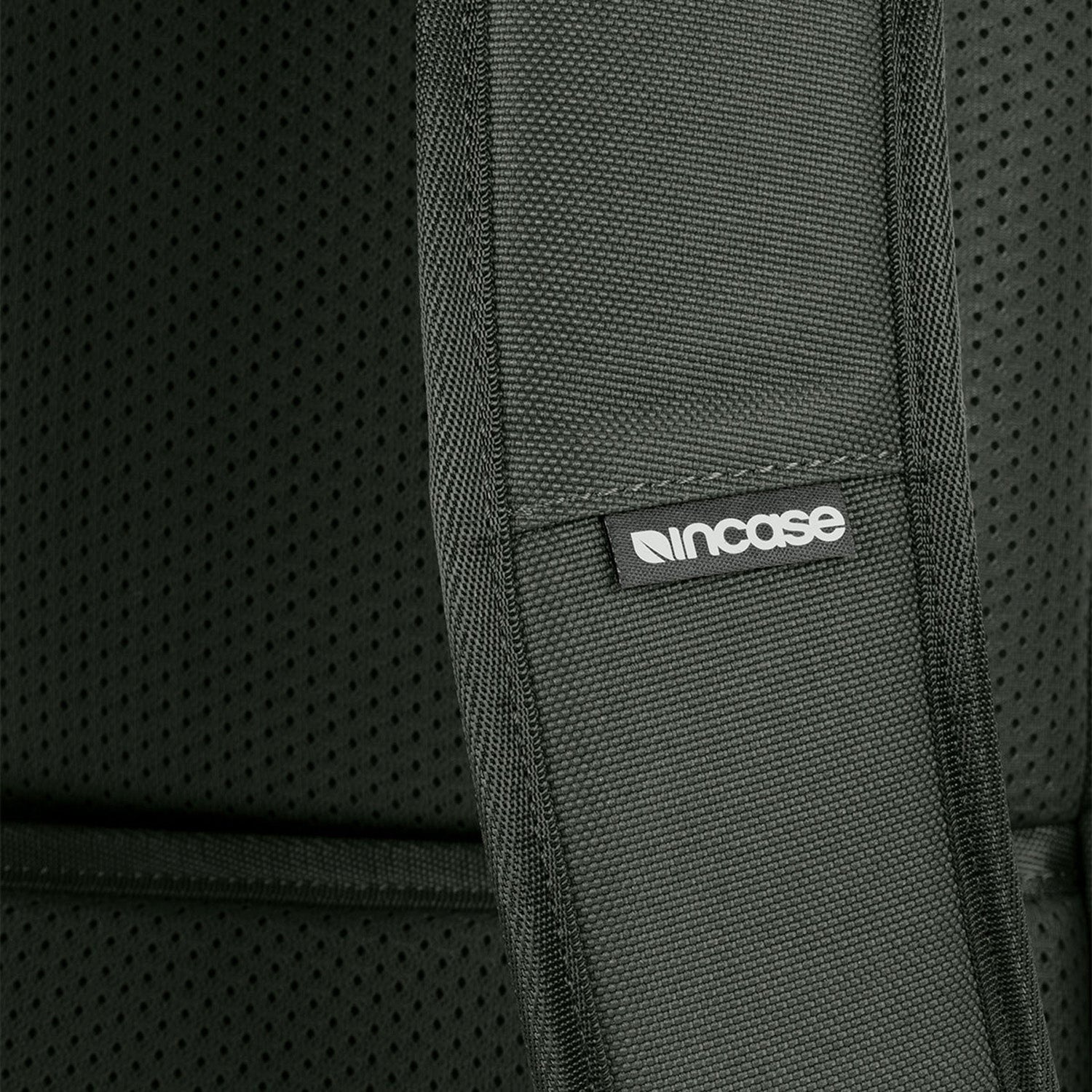A.R.C. Daypack Backpack Smoked Ivy