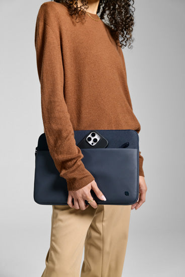 A.R.C sleeve MacBook Pro 16" Navy