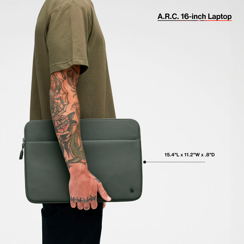 A.R.C sleeve MacBook Pro 16" Smoked Ivy