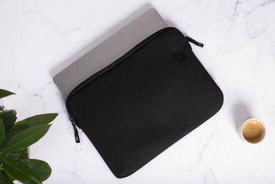 Sleeve MacBook Air 15 Basics ²Life Black/White
