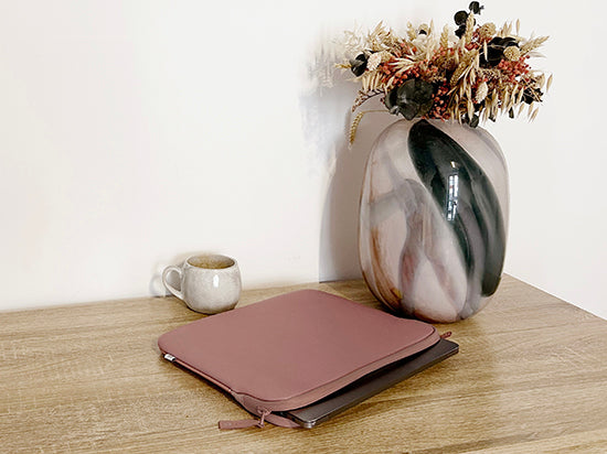 Sleeve MacBook Pro 14 Basics ²Life Pink/White
