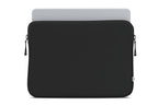MacBook NEO Basics²Life Perfect Fit Sleeve Black / Black