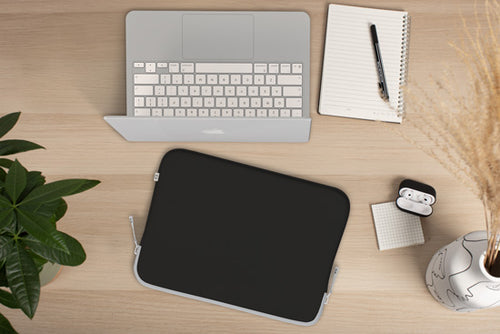 MacBook NEO Basics²Life Perfect Fit Sleeve Black / Moon