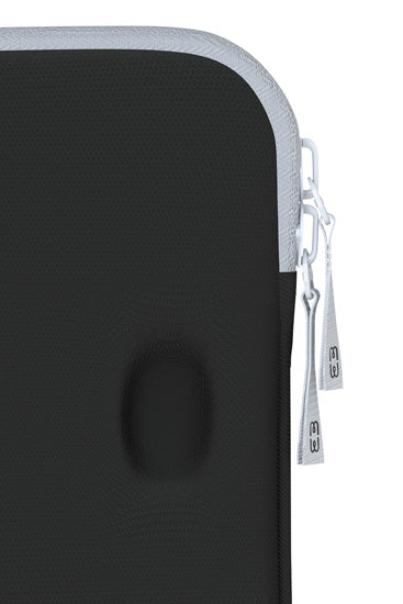 MacBook NEO Basics²Life Perfect Fit Sleeve Black / Moon