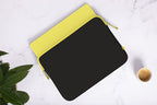 MacBook NEO Basics²Life Perfect Fit Sleeve Black / Lemon