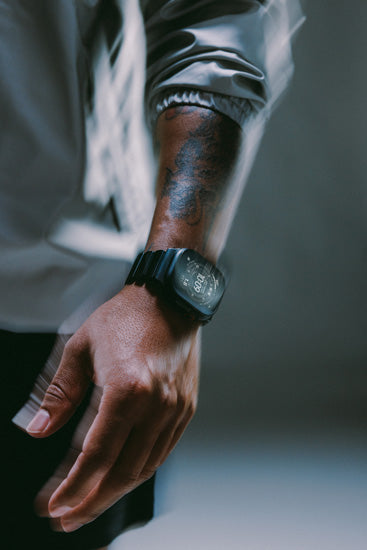 Stratos Band 49mm Black Titanium/Black KFM