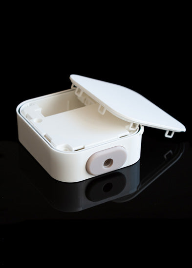 Surface mounting box
