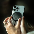 SnapStand Magnetic Wireless Charger Black