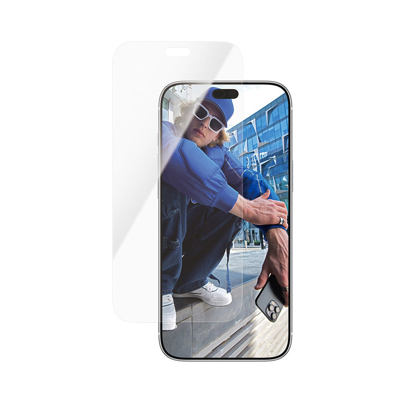 PanzerGlass® Screen Protector iPhone 18 Pro Max Classic fit w. EasyAligner