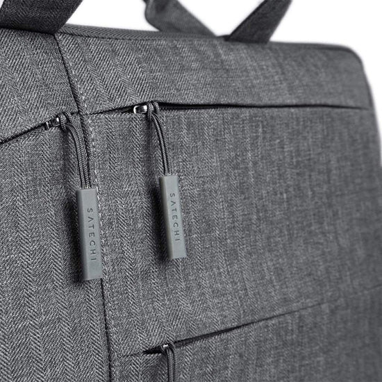 Water-resistant laptop carrying case 15/16"