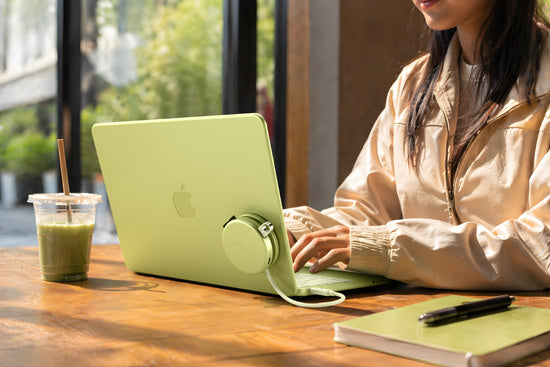 OntheGo 5-in-1 Multiport Adapter Citrus