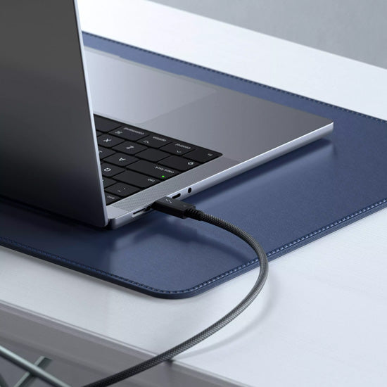 Thunderbolt 4 Pro Cable (1M) Black