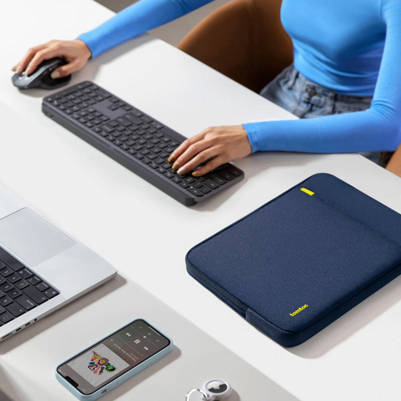 Defender-A13 Laptop Sleeve MacBook Air & Pro 13" Navy Blue