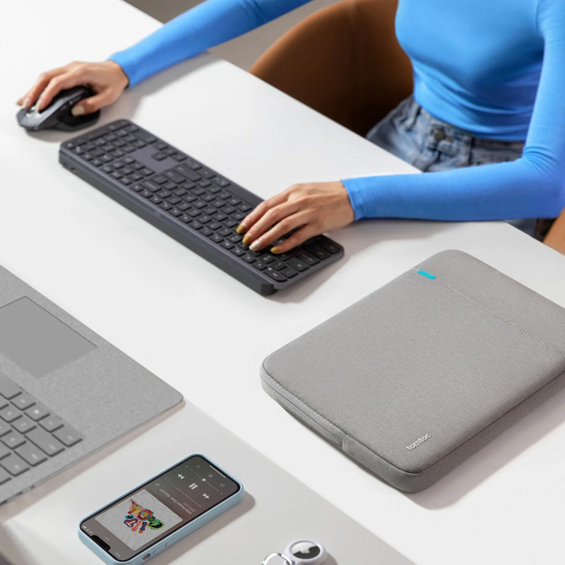 Defender-A13 Laptop Sleeve MacBook Air & Pro 13" Dark Gray