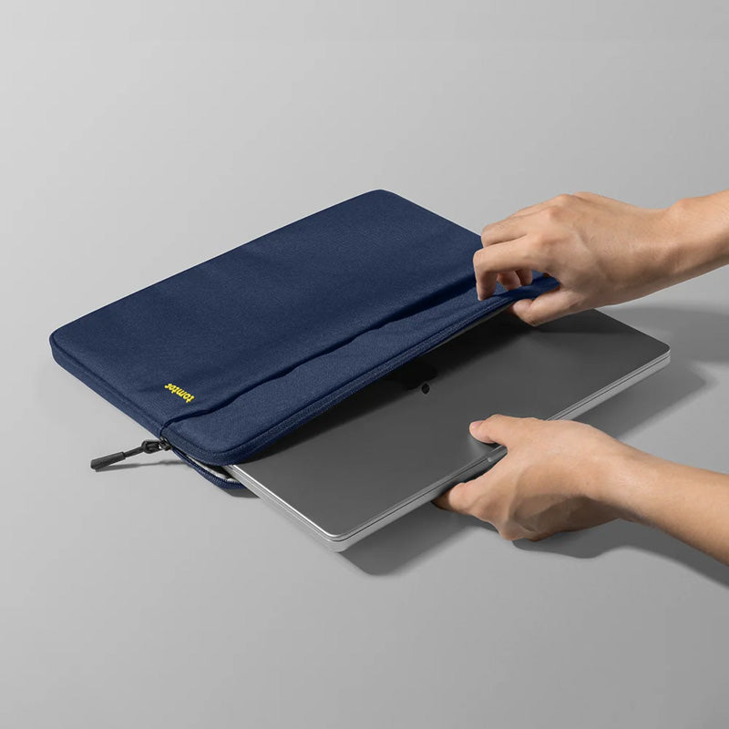 Light-A18 Laptop Sleeve MacBook Air & Pro 13" (M5/M4/M3) Navy Blue