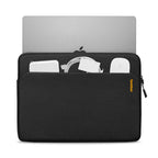 Light-A18 Laptop Sleeve MacBook Air & Pro 13" (M5/M4/M3) Black