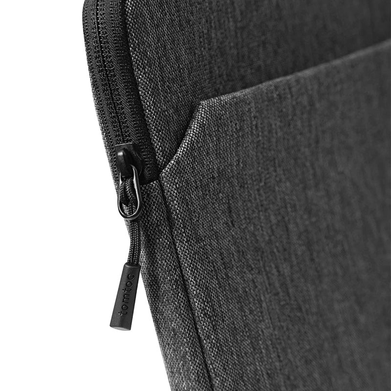 Light-A18 Laptop Sleeve MacBook Air & Pro 13" (M5/M4/M3) Dark Gray