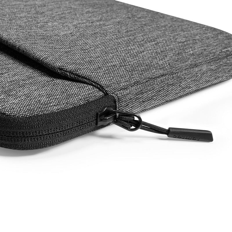 Light-A18 Laptop Sleeve MacBook Air & Pro 13" (M5/M4/M3) Dark Gray