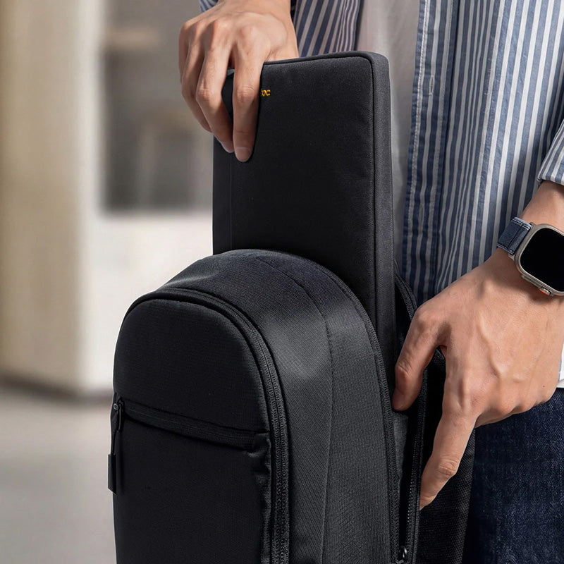 Light-A18 Laptop Sleeve for 13" MacBook Neo Black