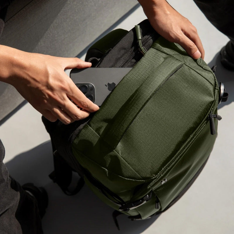 Navigator-T66 Liteway Travel Laptop Backpack 20L Green