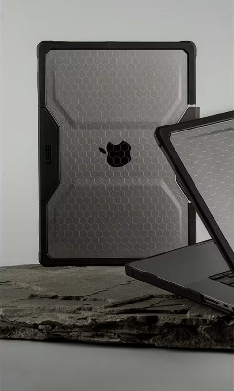 Coque Plyo MacBook Air 13" (M2/M3/M4/M5) Ice/Black