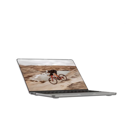 Case Essential Armor MacBook Air 13" (M2/M3/M4/M5) Clear