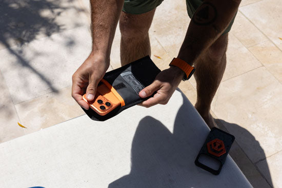 Phone Recovery Pouch - DRYOUT® Active Moisture-Removal Technology™