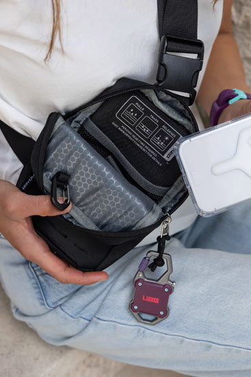 Tech Crossbody Sling - DRYOUT® Active Moisture-Removal Technology™