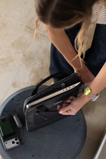 Ultimate Laptop Sleeve for 16" Laptop - DRYOUT® Active Moisture-Removal Technology™