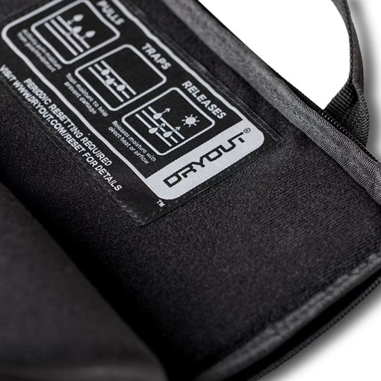 Ultimate Laptop Sleeve for 16" Laptop - DRYOUT® Active Moisture-Removal Technology™