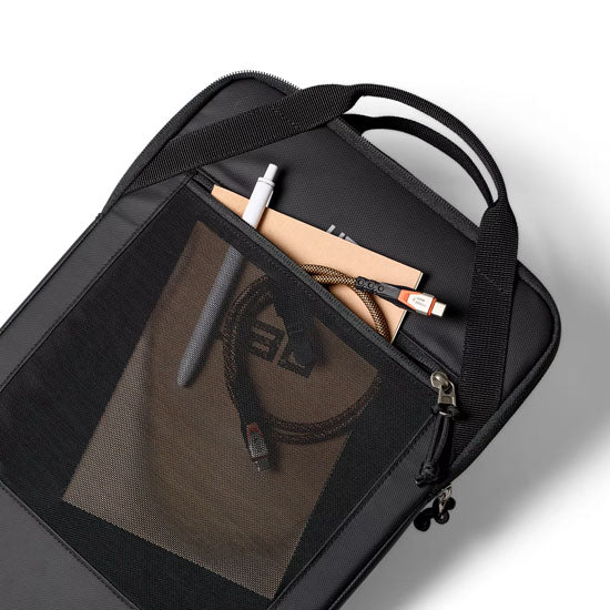 Ultimate Laptop Sleeve for 16" Laptop - DRYOUT® Active Moisture-Removal Technology™