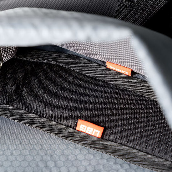 18 L Rolltop Backpack - DRYOUT® Active Moisture-Removal Technology™