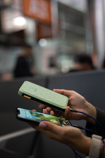 20W Fuel Series 5 Powerbank 10.000 mAh Sage Green