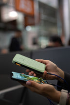 20W Fuel Series 5 Powerbank 10.000 mAh Sage Green