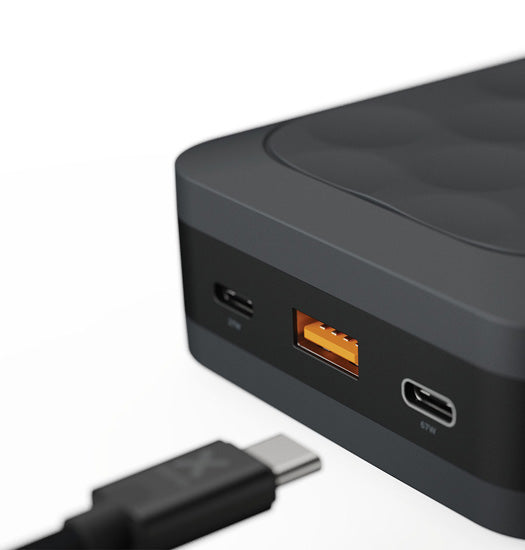 67W Fuel Series Powerbank 27.000 mAh Midnight Black