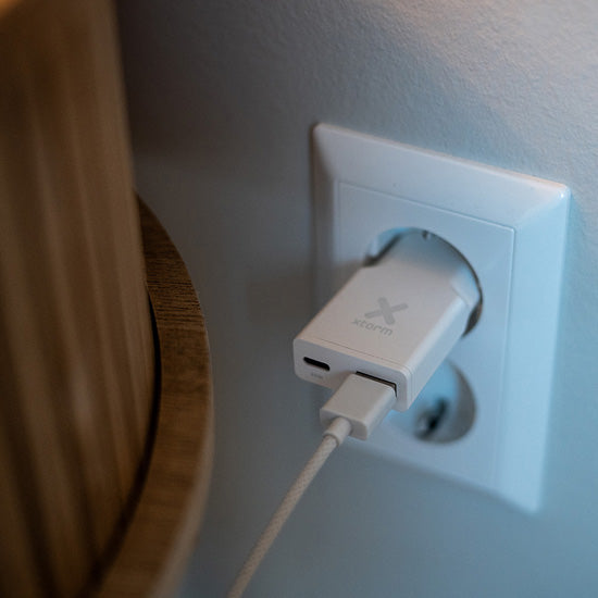 33W Go2 SlimLine Charger White