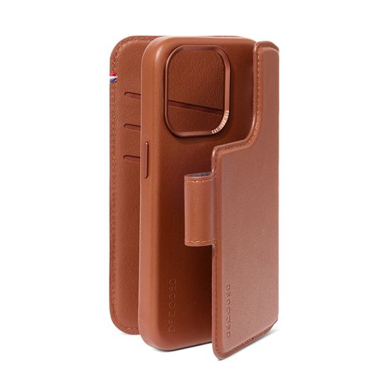 MagSafe Leather Detachable Folio iPhone 15 Plus Tan - Decoded