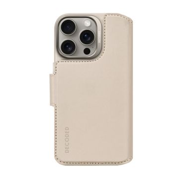 MagSafe detachable folio iPhone 16 Pro Clay